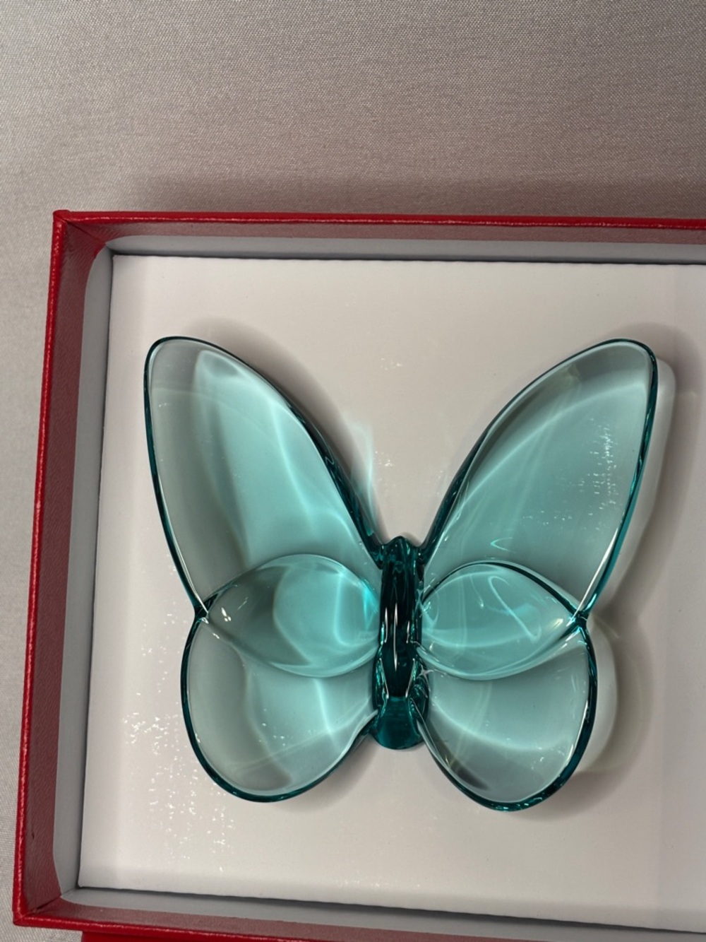 Baccarat Lucky Butterfly Crystal Blue Clear 3.1 x 1.7 x 2.5 in Figurine /ｗ BOX - Picture 2 of 5